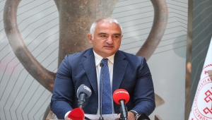Kültür ve Turizm Bakanı Ersoy, Gökçeada'daki tarihi kiliselerden çalınan ikonaların teslim töreninde konuştu: (2)