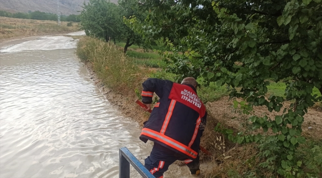 Malatya'da sel nedeniyle kapanan Darende-Esenbey Ilıca yolu ulaşıma açıldı