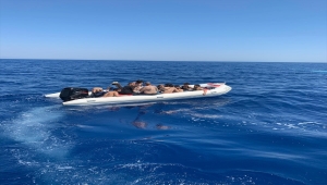Marmaris açıklarında 11 düzensiz göçmen kurtarıldı