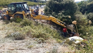 Mersin'de devrilen traktörün altında kalan kişi yaşamını yitirdi