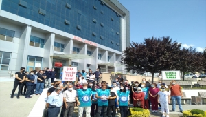 Sağlık Sen, Burdur'daki sağlık çalışanlarına yönelik şiddeti protesto etti