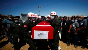 Şehit Astsubay Çavuş Yılmaz Tuncer Kırşehir'de son yolculuğuna uğurlandı