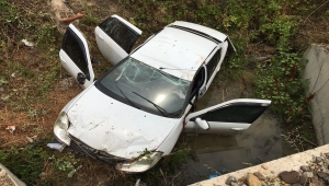 Tokat'ta otomobil devrildi: 6 yaralı
