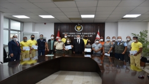 Türkiye'deki yangınların söndürülmesine destek olan KKTC'li ekibe teşekkür belgesi verildi
