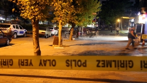 Uşak'ta bıçaklı kavga: 3 yaralı