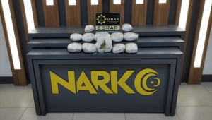 Uşak'ta kargo paketinde 6 kilo 810 gram esrar ele geçirildi