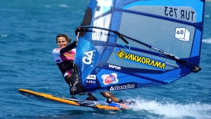 Yelkende 2021 Funboard Slalom Ligi 2. ayak yarışı İzmir'de yapıldı 