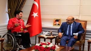 2020 Tokyo Paralimpik Oyunları'nda madalya kazanan Abdullah ve kardeşi Ali Öztürk, Trabzon'da ziyaretlerde bulundu