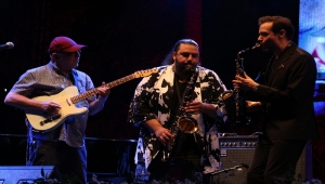 4. Antalya Akra Caz Festivali'nde Önder Focan ve Şallıel Kardeşler sahneye çıktı