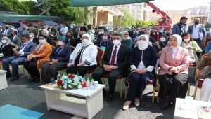 AK Parti Genel Başkanvekili Binali Yıldırım'ın eşi Semiha Yıldırım Malatya'da anaokulu açılışı yaptı