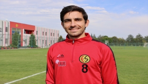 "Anadolu yıldızı" Eskişehirspor'un deneyimli kaptanları başarı için gençlerin enerjisine güveniyor