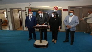 Bakan Özer: "Kovid-19 vakası nedeniyle kapatılan, eğitim öğretime ara veren okulumuz bulunmamaktadır"