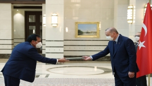 Bolivya'nın Ankara Büyükelçisi Vera, Cumhurbaşkanı Erdoğan'a güven mektubu sundu