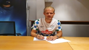 Çaykur Rizespor, Fin santrfor Pohjanpalo'yu kiraladı
