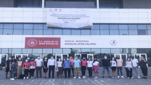 Cimnastik Federasyonu Başkanı Çelen, Antalya'da inşaatı devam eden salonu inceledi