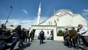 Cumhurbaşkanı Erdoğan, cuma namazı çıkışında soruları yanıtladı:
