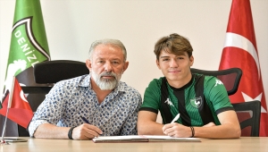 Denizlispor, altyapısından Alaattin Öner'le profesyonel sözleşme yaptı