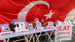 Diyarbakır annelerinden evlatlarına "teslim ol" çağrısı
