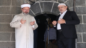 GÜNCELLEME - Diyanet İşleri Başkanı Ali Erbaş, Diyarbakır'da Hafızlık İcazet Programı'na katıldı: