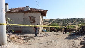 GÜNCELLEME - Manisa'da babasını öldüren kadın tutuklandı