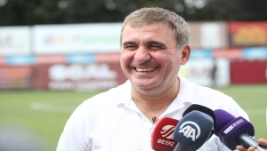 Hagi'den Galatasaray'ın yeni transferleri Morutan ve Cicaldau'ya tavsiyeler: