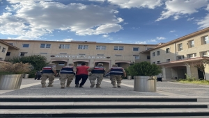 Hatay'da katil zanlısı olarak aranan 2 kişi Siirt'te yakalandı