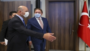 İçişleri Bakanı Soylu, AB Komisyonu Komşuluk ve Genişleme Komiseri Varhelyi ile görüştü