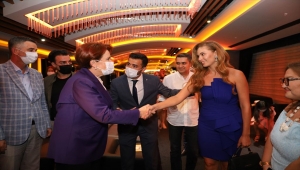 İYİ Parti Genel Başkanı Akşener, 'Tomris Hatun' filminin galasına katıldı