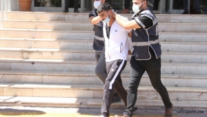 Kayseri'de 14 yıl hapisle aranan hükümlü, saklandığı kanepenin arkasında yakalandı