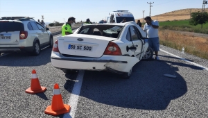 Kayseri'de devrilen otomobilin sürücüsü öldü