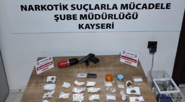 Kayseri'de uyuşturucu operasyonu: 2 şüpheli yakalandı