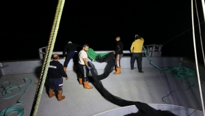 Kıyıköylü balıkçılar gün doğumunda "vira bismillah" dedi