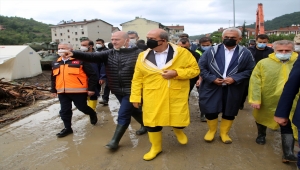 KKTC Cumhurbaşkanı Tatar, sel felaketinin yaşandığı Bozkurt'ta incelemelerde bulundu