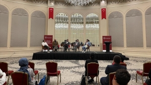 "Küresel Kültür- Milli Kültür Denkleminde Türk Dizileri" konusu masaya yatırıldı 