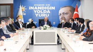 Kurtulmuş, partisinin Ataşehir ve Ümraniye ilçe yönetim kurulu toplantılarına katıldı