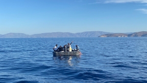 Marmaris'te 10 düzensiz göçmen kurtarıldı