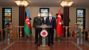 Milli Savunma Bakanı Akar, Azerbaycan Genelkurmay Başkanı Veliyev'i kabul etti