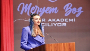 Milli voleybolcu Meryem Boz, Eskişehir'de adını taşıyan akademinin açılışına katıldı: