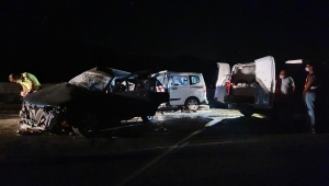 Osmaniye'de otomobille hafif ticari araç çarpıştı: 1 ölü, 2 yaralı
