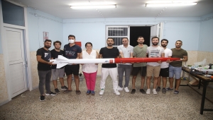 TÜRES'ten 1.5 Adana Roket takımı elemanlarına 1,5 Adana kebap 