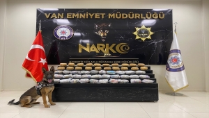 Van'da 52 kilo 200 gram esrar ele geçirildi
