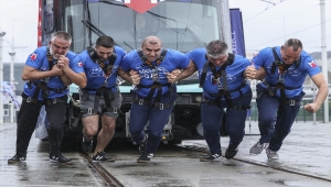 2. Metro İstanbul Strongman Challenge Tren Çekme Yarışması yapıldı