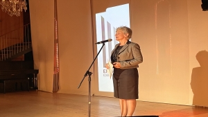 2021 Erdal Öz Edebiyat Ödülü'nün sahibi yazar Selim İleri oldu