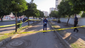 Adana'da silahlı saldırıya uğrayan kadın yaralandı