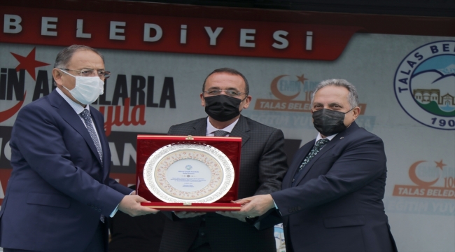 AK Partili Özhaseki, Kayseri'de konuştu: