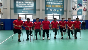 Ampute Futbol Milli Takımı, Kocaeli'de spor kompleksi tanıtımına katıldı