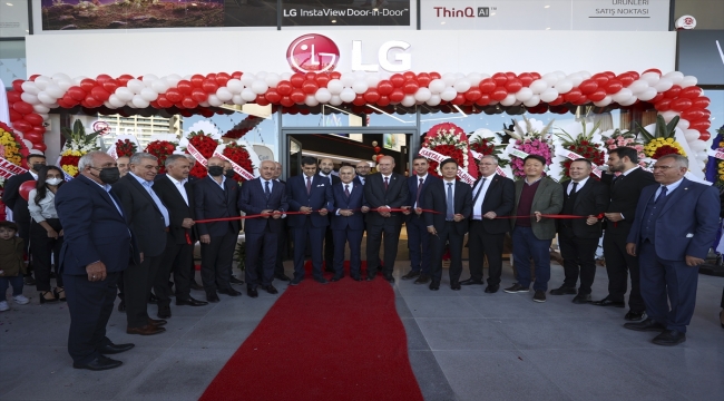  Ankara'daki 12'nci LG mağazası, ATO Başkanı Baran'ın katılımıyla açıldı
