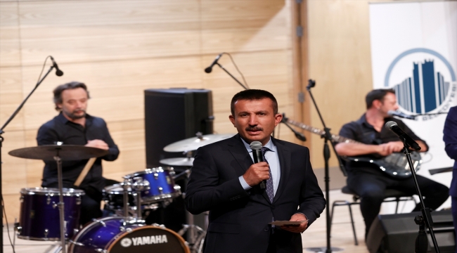Ankara'nın başkent oluşunun 98. yıl dönümü Bozkurt İlham Gencer konseriyle kutlandı