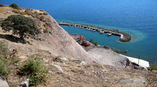 Assos'ta antik liman bölgesinde çalışmalar bilimsel gözetimle sürüyor