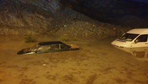 Aydın'da etkili olan sağanak nedeniyle ev ve iş yerlerini su bastı 